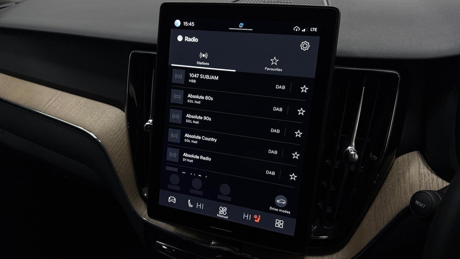 Used Volvo XC60 2025 for sale - 77639342: Photo 11