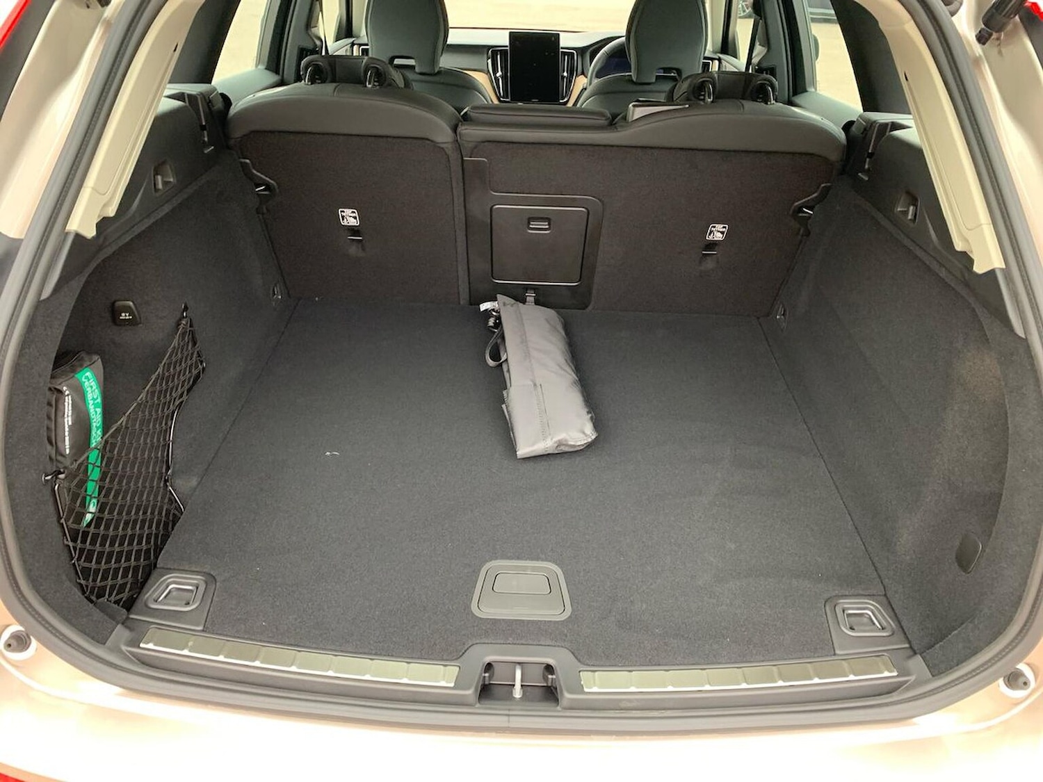 Used Volvo XC60 2025 for sale - 76198341: Photo 17