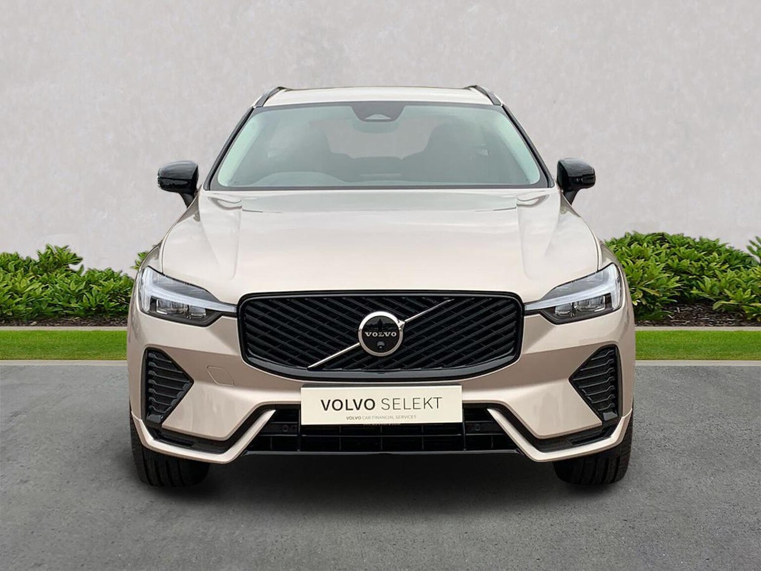 Used Volvo XC60 2025 for sale - 76198341: Photo 5