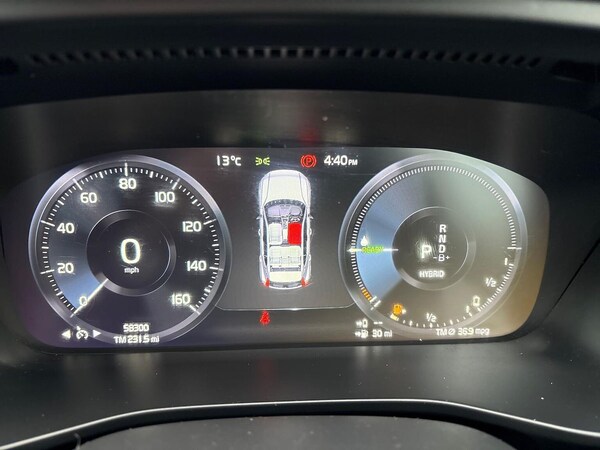 Used Volvo XC40 2022 for sale - 76287295: Photo 10