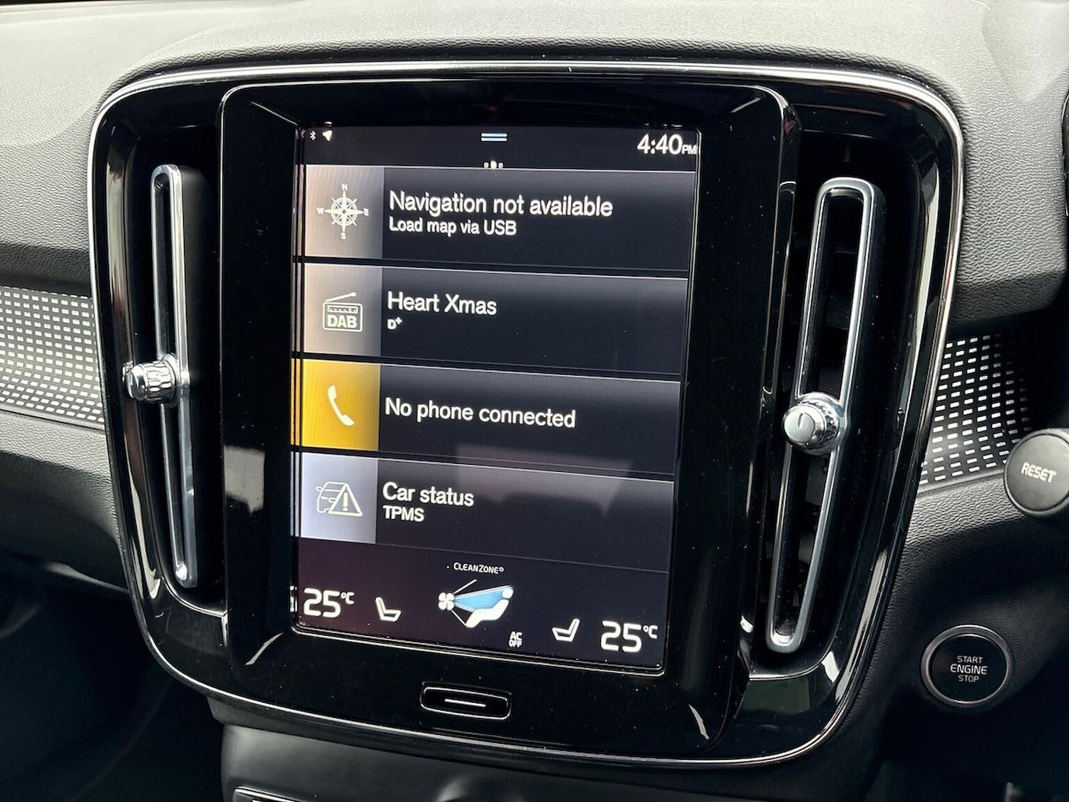 Used Volvo XC40 2022 for sale - 76287295: Photo 11