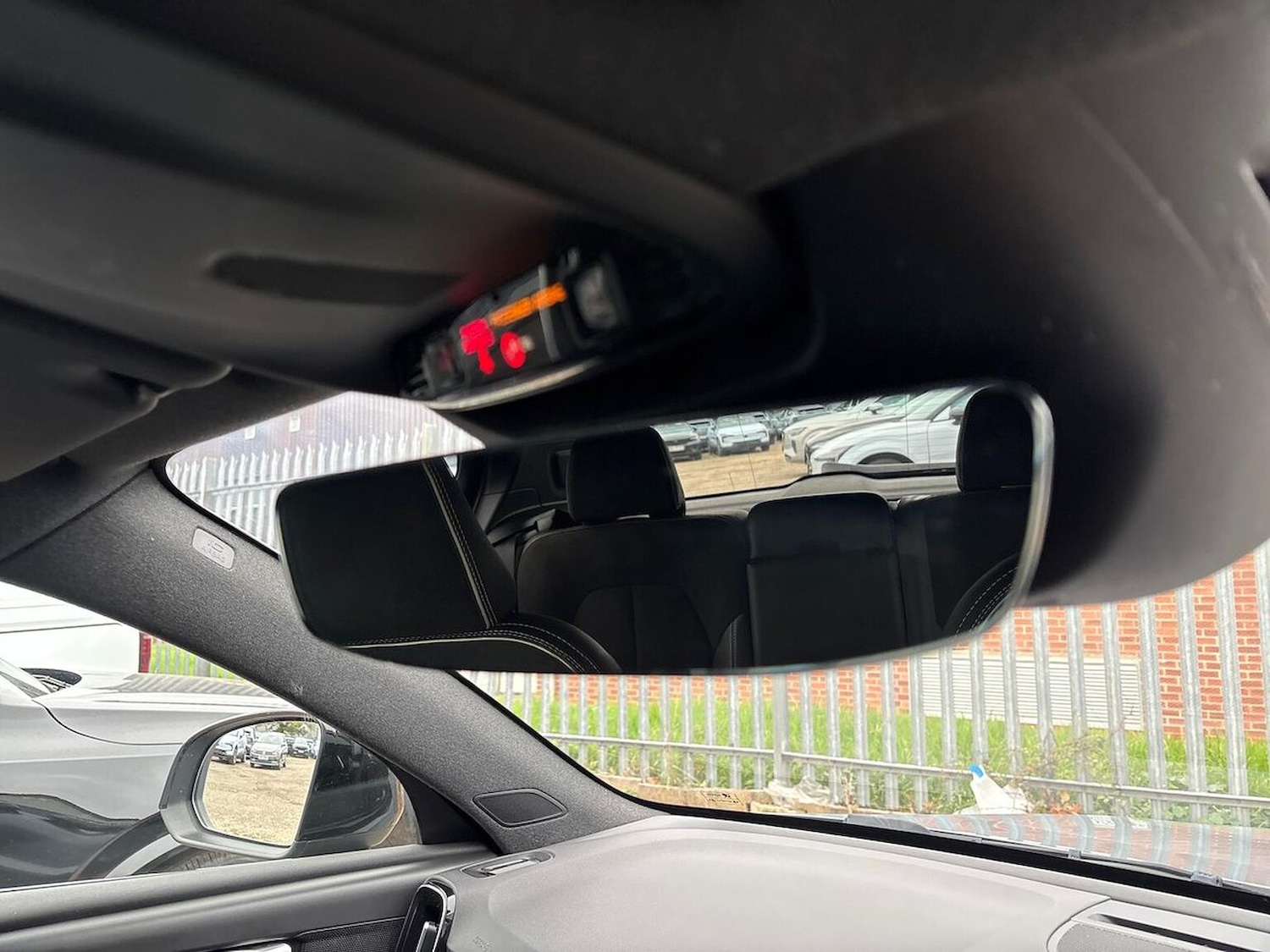 Used Volvo XC40 2022 for sale - 76287295: Photo 14