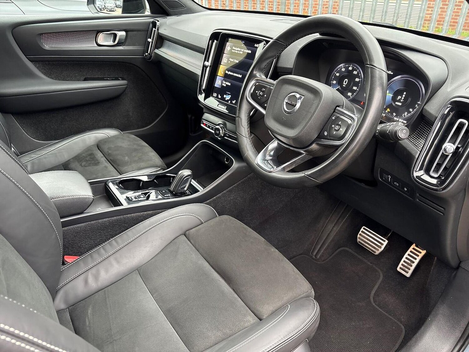 Used Volvo XC40 2022 for sale - 76287295: Photo 15