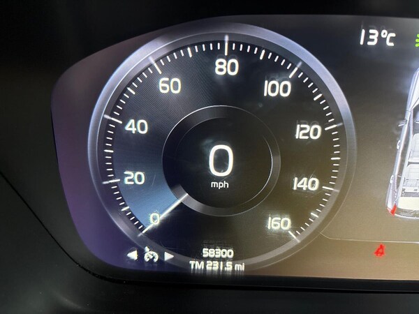Used Volvo XC40 2022 for sale - 76287295: Photo 23