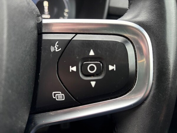 Used Volvo XC40 2022 for sale - 76287295: Photo 26