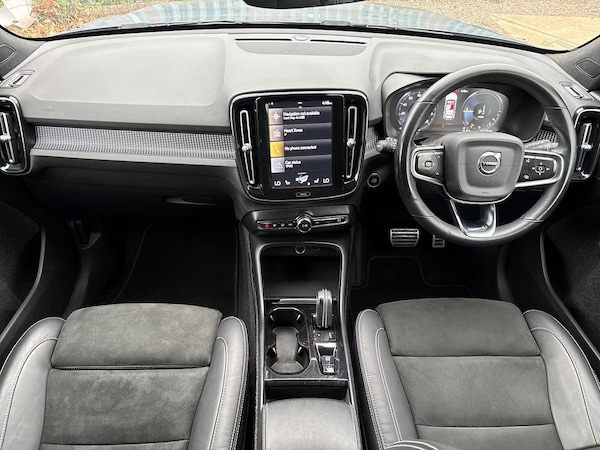 Used Volvo XC40 2022 for sale - 76287295: Photo 8