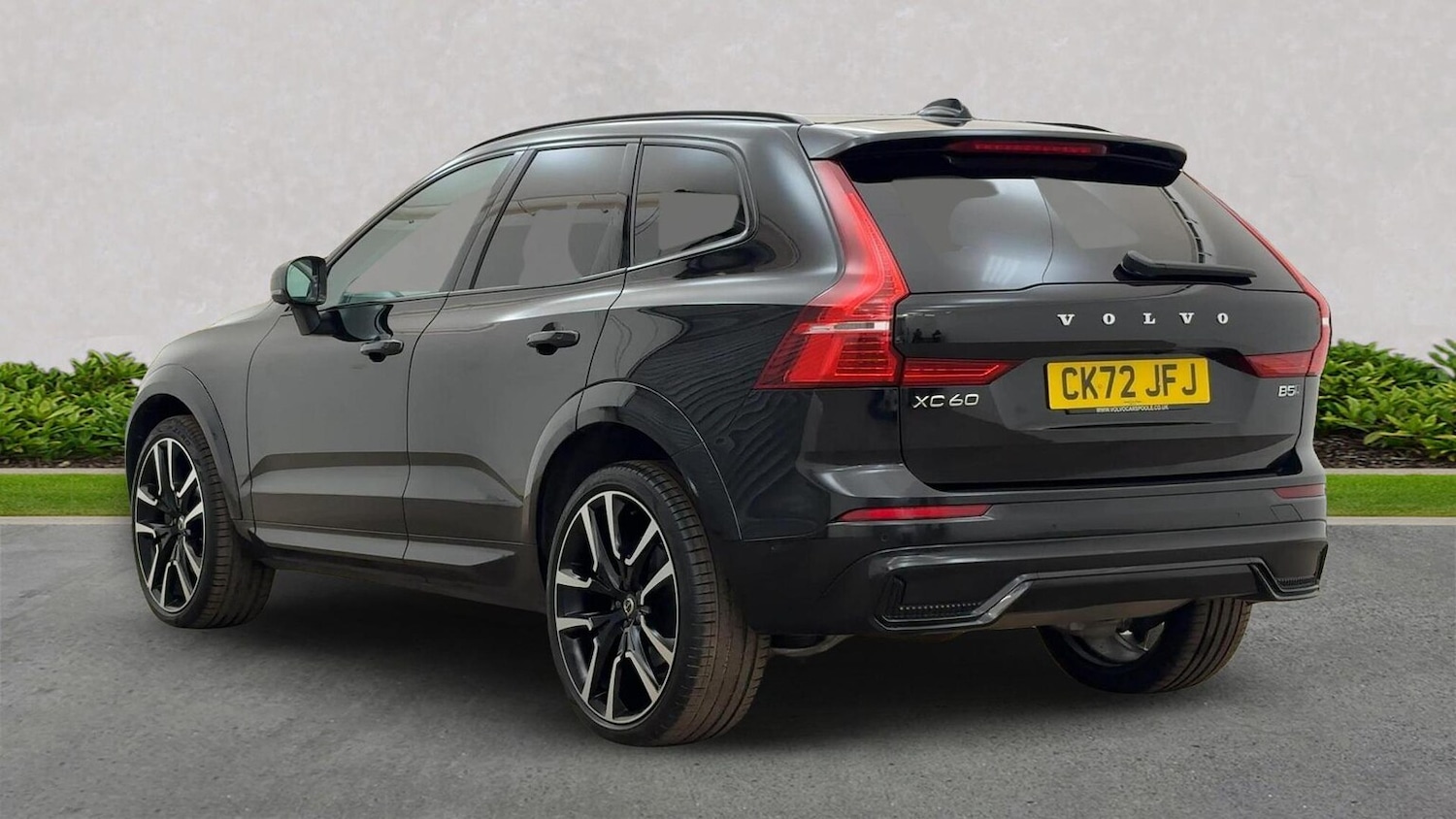 Used Volvo XC60 2022 for sale - 77487466: Photo 2