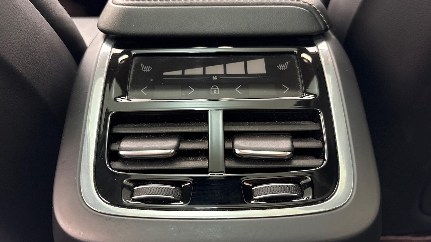 Used Volvo XC60 2022 for sale - 77487466: Photo 22