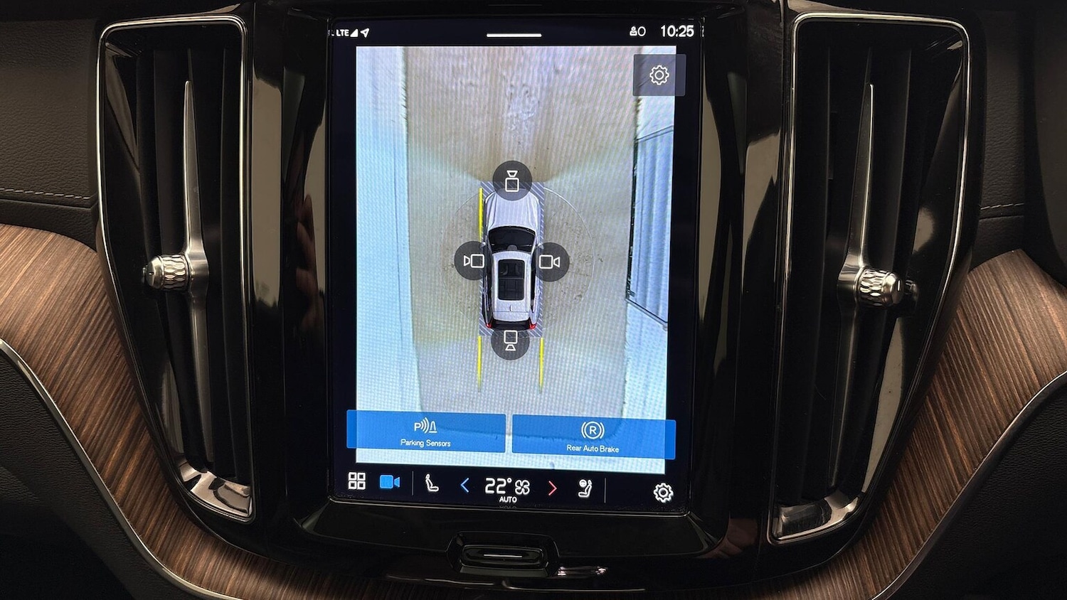 Used Volvo XC60 2022 for sale - 77487466: Photo 23