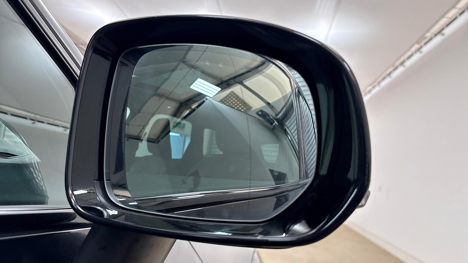 Used Volvo XC60 2022 for sale - 77487466: Photo 38