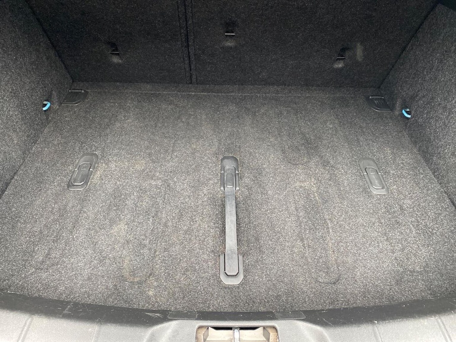 Used Volvo V40 2014 for sale - 76236959: Photo 17