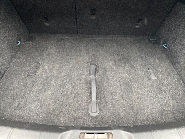 Used Volvo V40 2014 for sale - 76236959: Photo 17