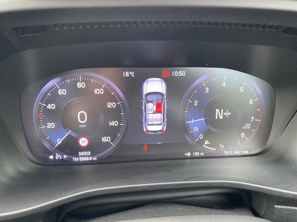 Used Volvo XC40 2022 for sale - 76194459: Photo 10