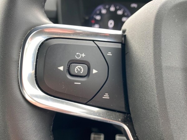 Used Volvo XC40 2022 for sale - 76194459: Photo 27