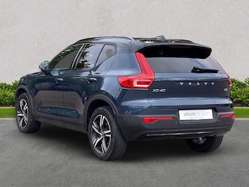 Used Volvo XC40 2022 for sale - 76194459: Photo 2