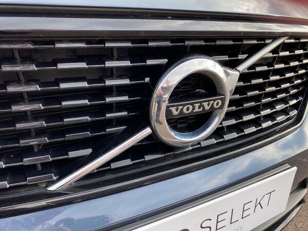 Used Volvo XC40 2022 for sale - 76194459: Photo 32