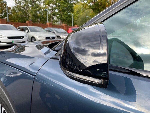 Used Volvo XC40 2022 for sale - 76194459: Photo 37