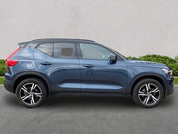 Used Volvo XC40 2022 for sale - 76194459: Photo 3