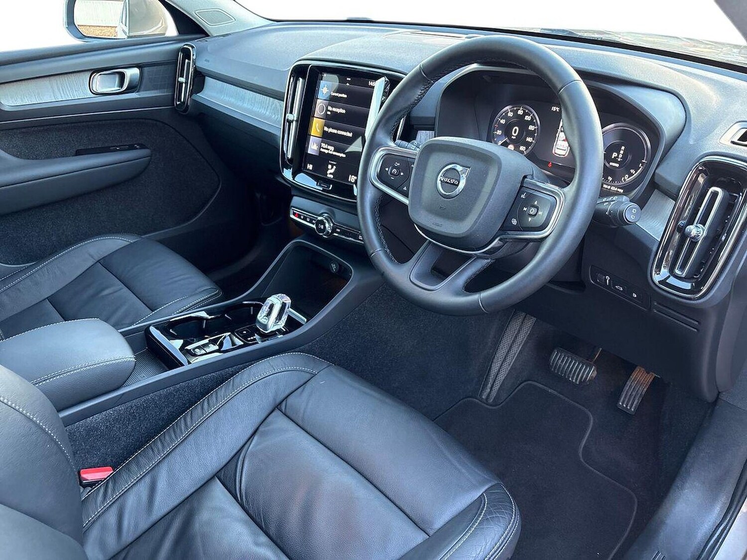 Used Volvo XC40 2022 for sale - 76543022: Photo 15