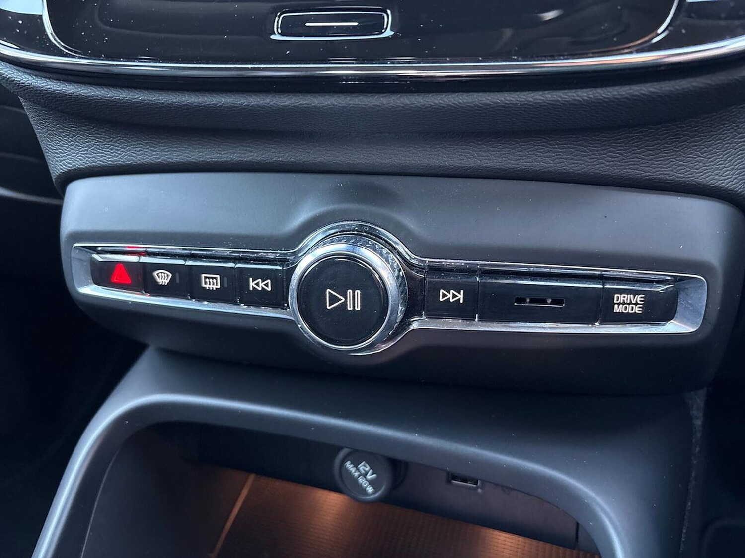 Used Volvo XC40 2022 for sale - 76543022: Photo 22