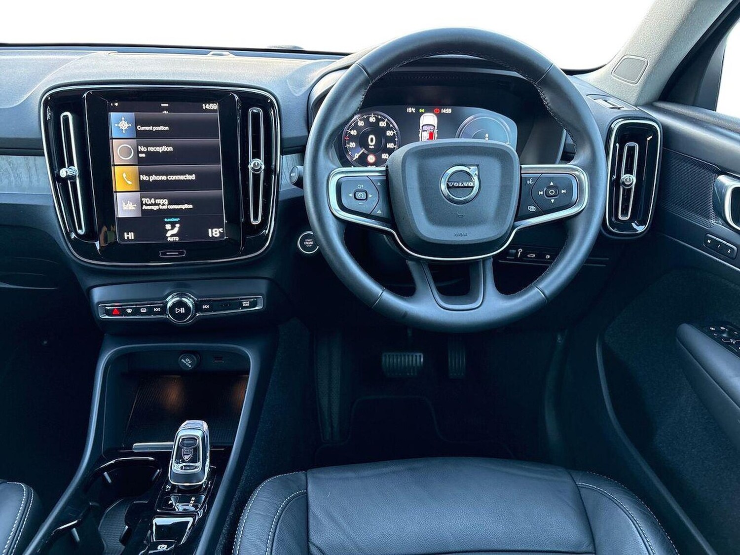 Used Volvo XC40 2022 for sale - 76543022: Photo 9