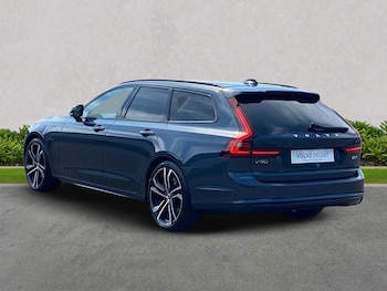 Used Volvo V90 2025 for sale - 75505390: Photo