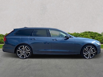 Used Volvo V90 2025 for sale - 75505390: Photo