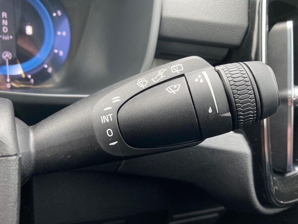 Used Volvo XC40 2024 for sale - 76236962: Photo 28