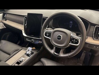 Used Volvo XC90 2025 for sale - 79283429: Photo