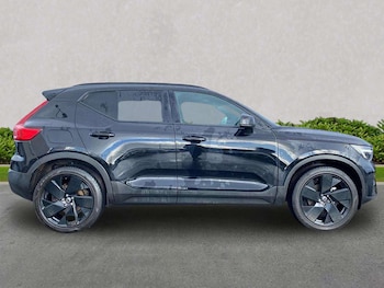 Used Volvo XC40 2024 for sale - 78310748: Photo