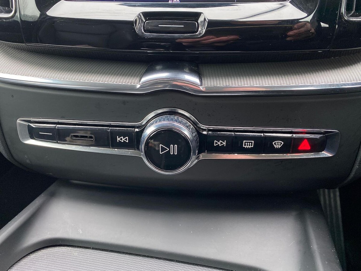 Used Volvo XC60 2023 for sale - 77973964: Photo 22