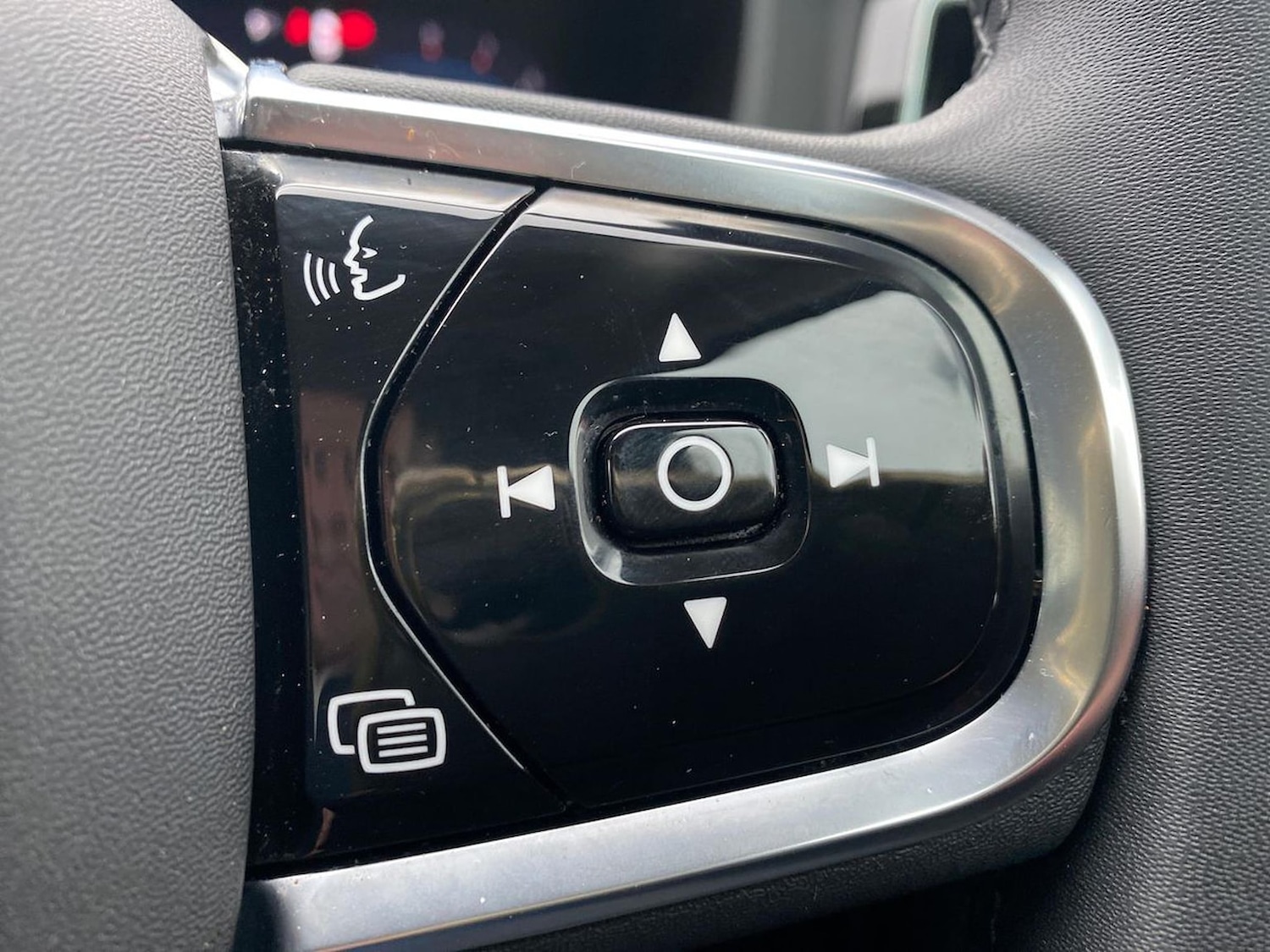 Used Volvo XC60 2023 for sale - 77973964: Photo 26