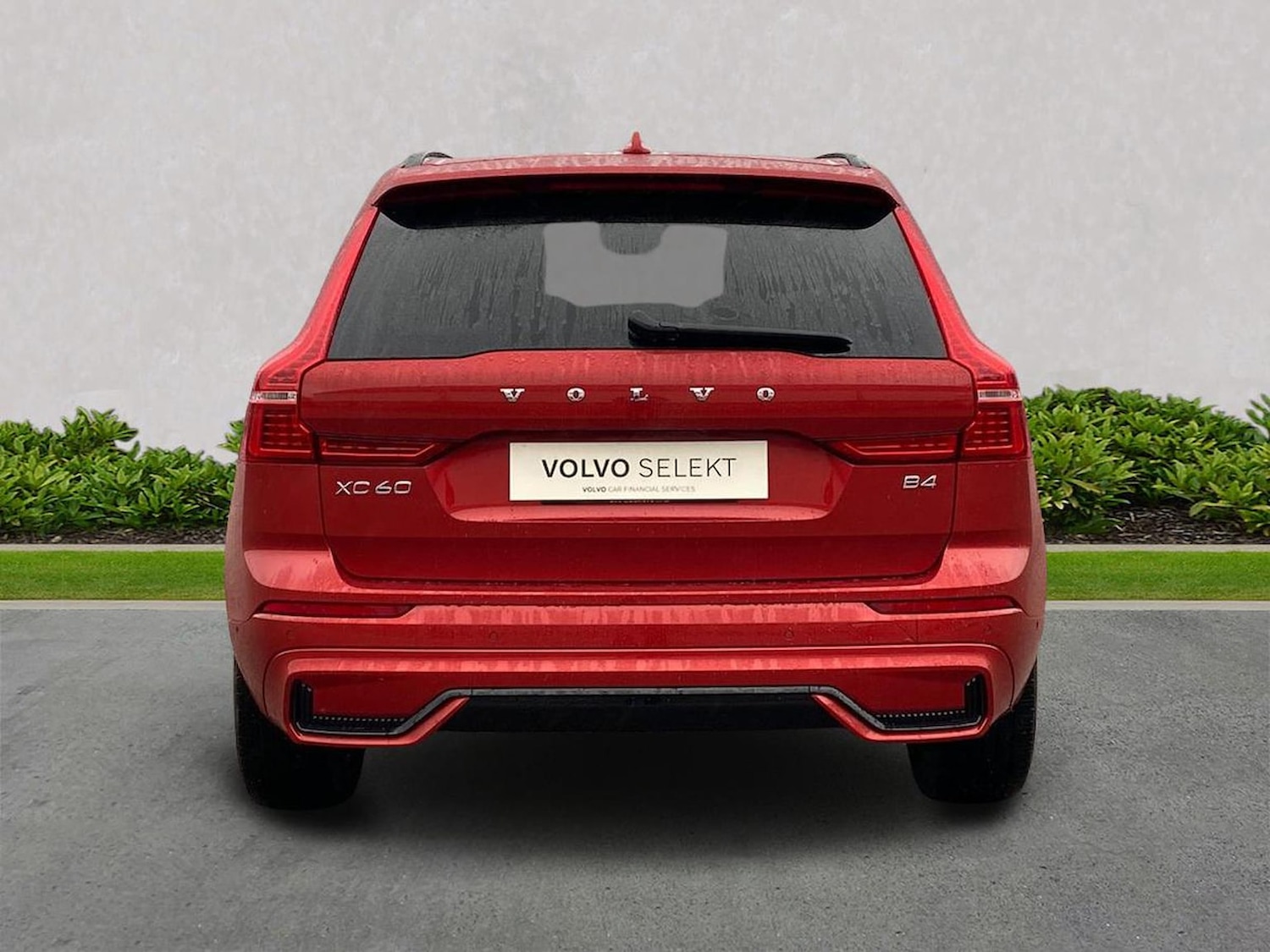 Used Volvo XC60 2023 for sale - 77973964: Photo 4