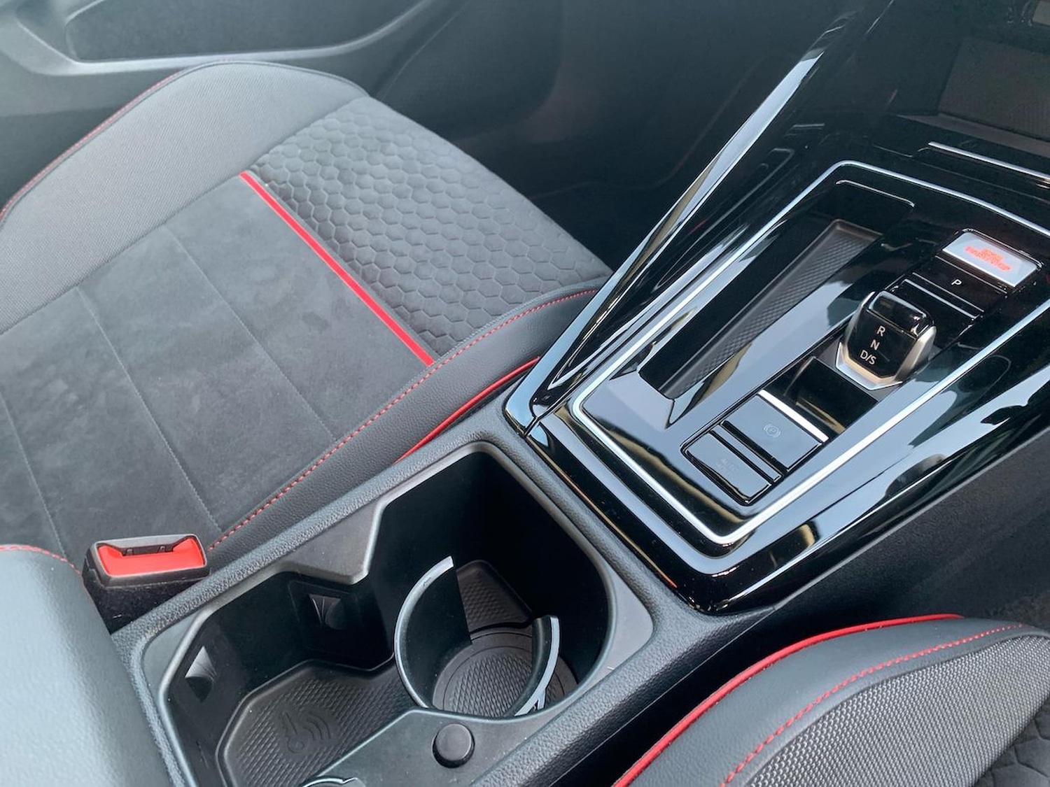 Used Volkswagen Golf 2025 for sale - 77028051: Photo 13