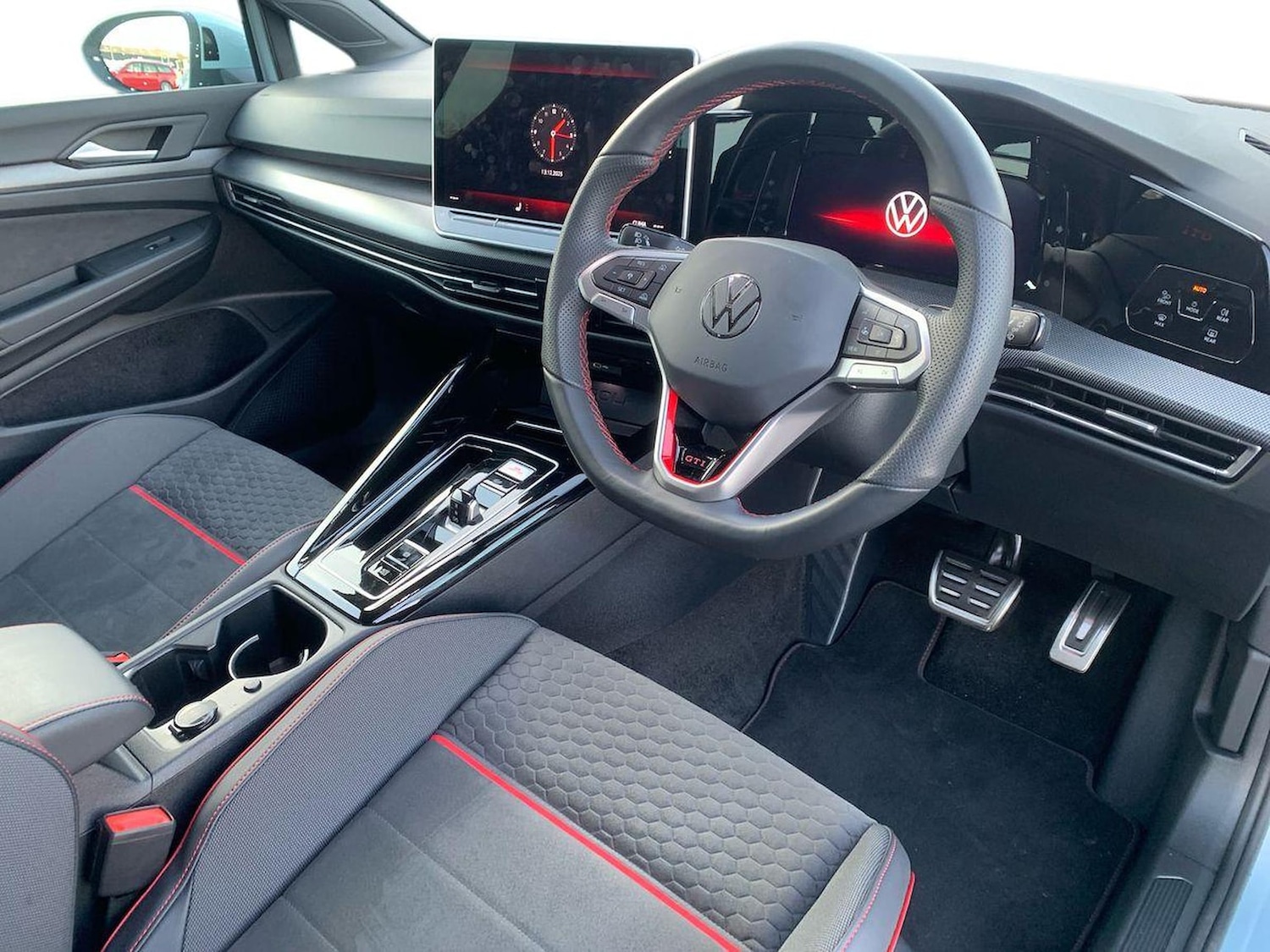 Used Volkswagen Golf 2025 for sale - 77028051: Photo 15