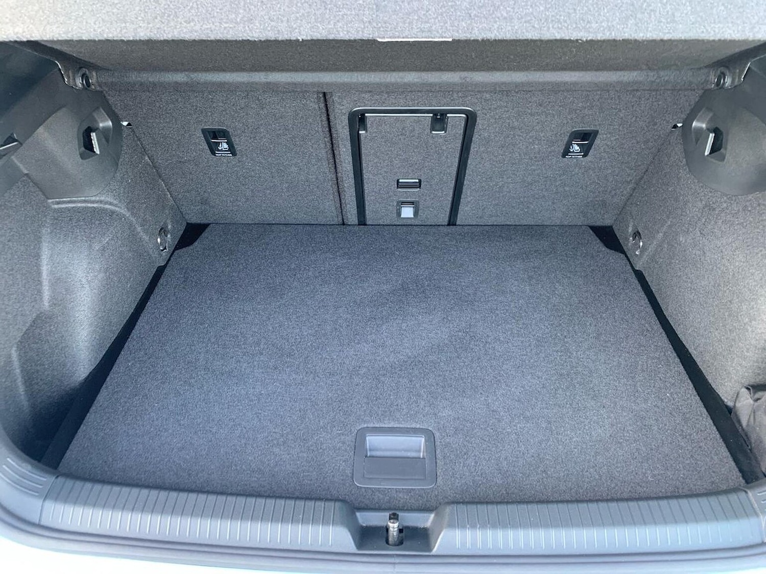 Used Volkswagen Golf 2025 for sale - 77028051: Photo 17