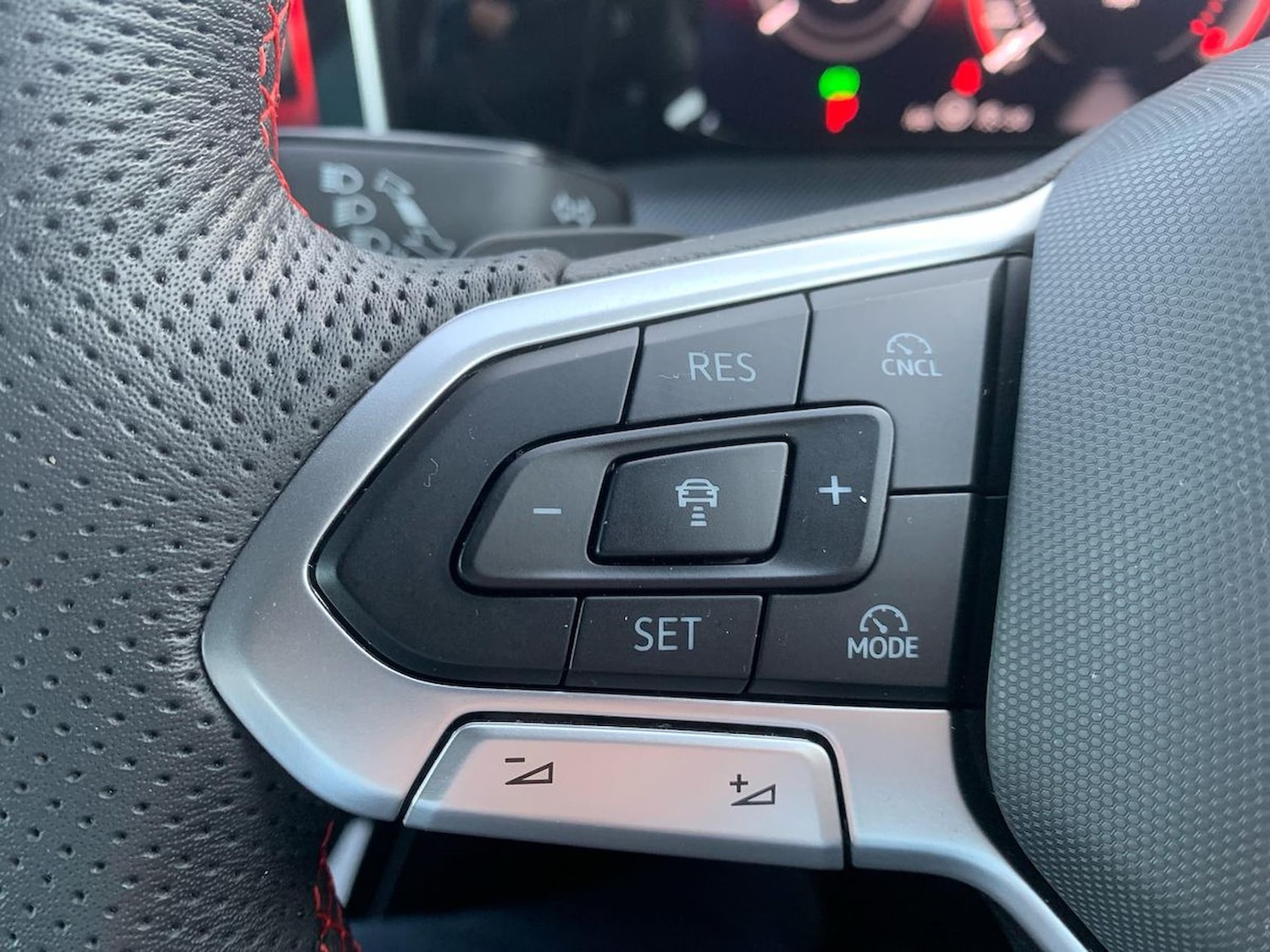 Used Volkswagen Golf 2025 for sale - 77028051: Photo 27