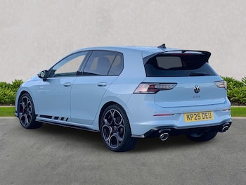 Used Volkswagen Golf 2025 for sale - 77028051: Photo