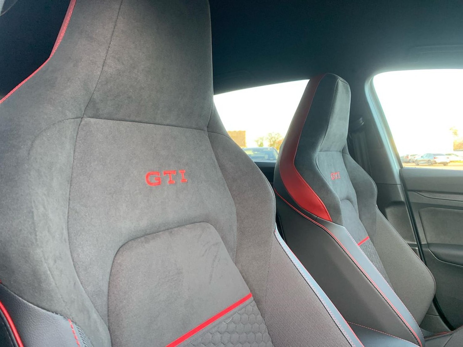 Used Volkswagen Golf 2025 for sale - 77028051: Photo 38