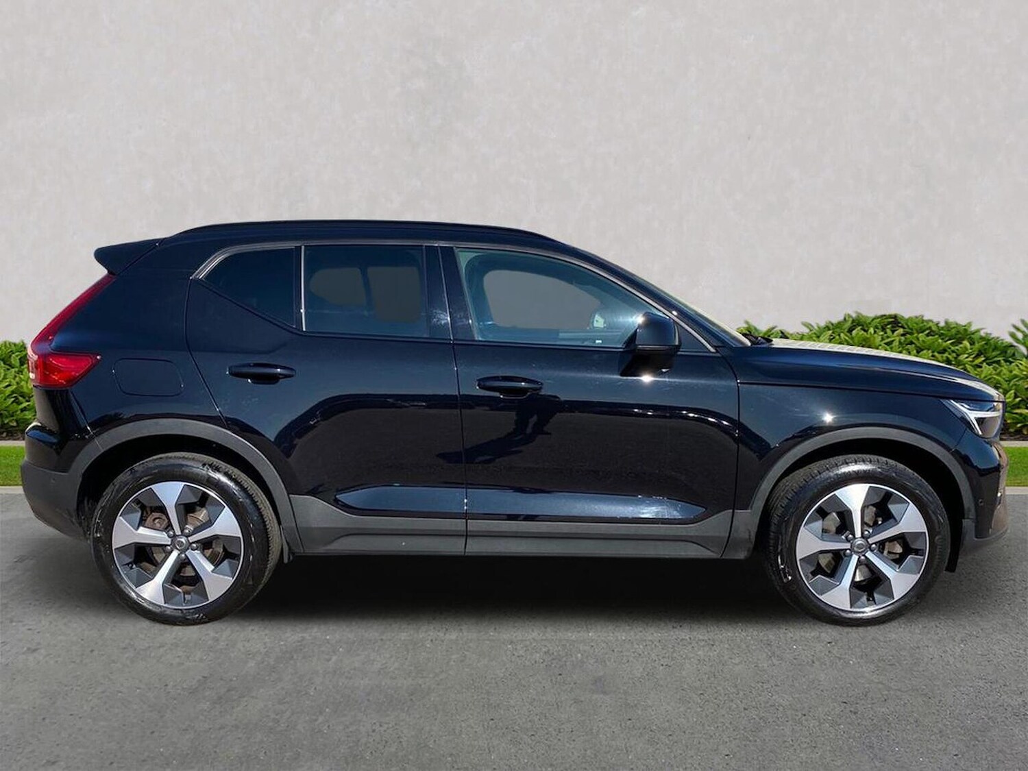 Used Volvo XC40 2022 for sale - 76007247: Photo 3