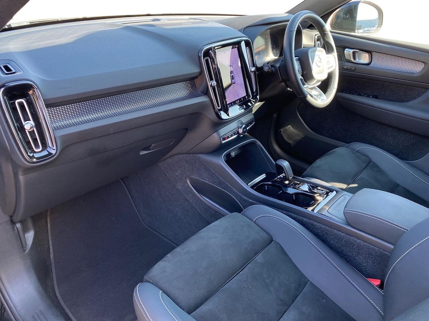 Used Volvo XC40 2022 for sale - 76007247: Photo 7