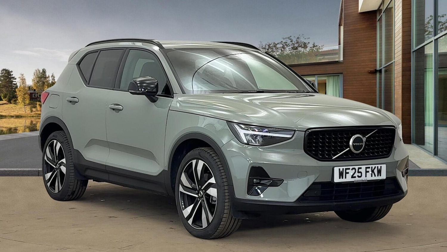 Used Volvo XC40 2025 for sale - 76422381: Photo 1