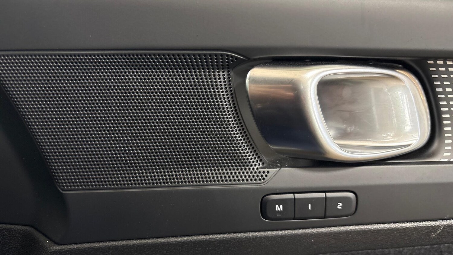 Used Volvo XC40 2025 for sale - 76422381: Photo 17