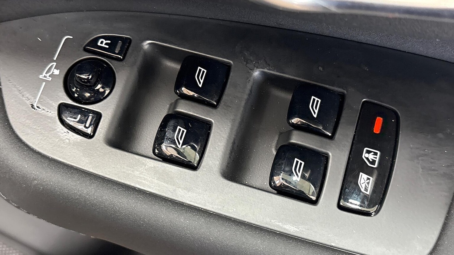 Used Volvo XC90 2025 for sale - 76969035: Photo 21