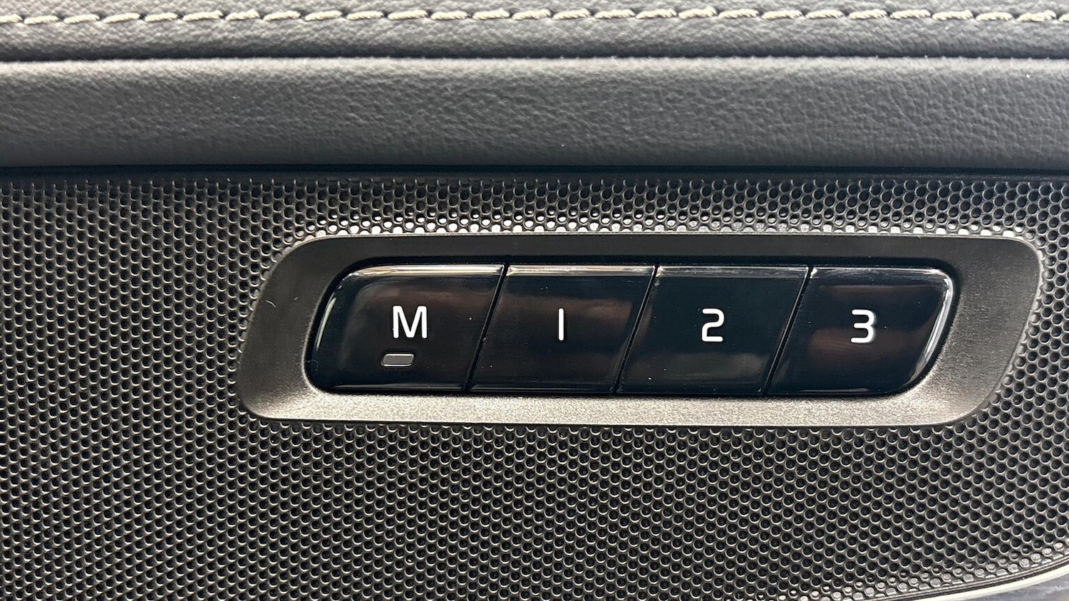 Used Volvo XC90 2025 for sale - 76969035: Photo 22