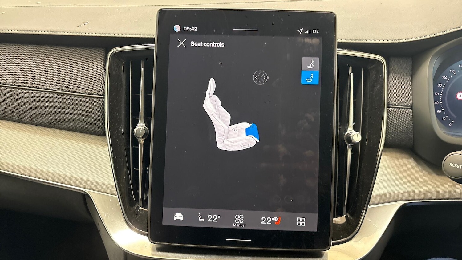 Used Volvo XC90 2025 for sale - 76969035: Photo 29