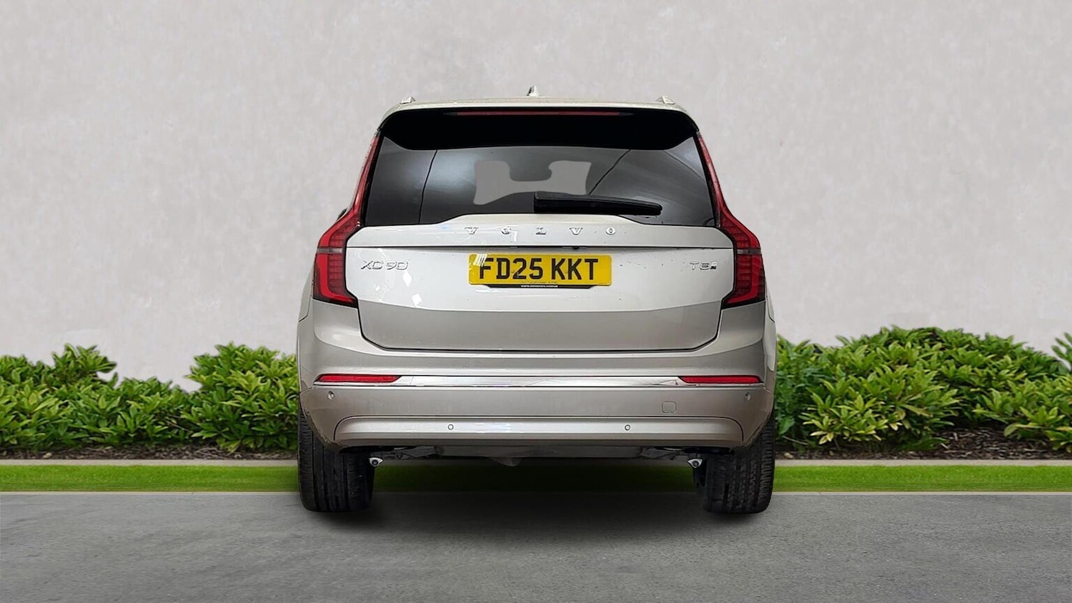 Used Volvo XC90 2025 for sale - 76969035: Photo 4