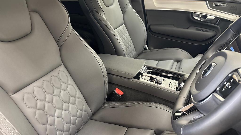 Used Volvo XC90 2025 for sale - 76969035: Photo 9
