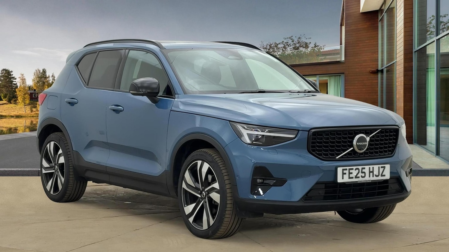 Used Volvo XC40 2025 for sale - 76422374: Photo 1