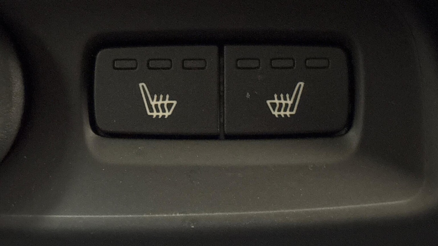 Used Volvo XC40 2025 for sale - 76422374: Photo 17